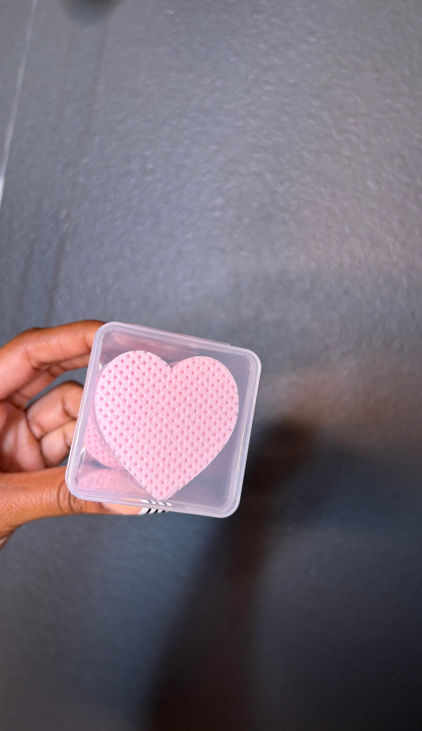 Heart shaped glue wipes